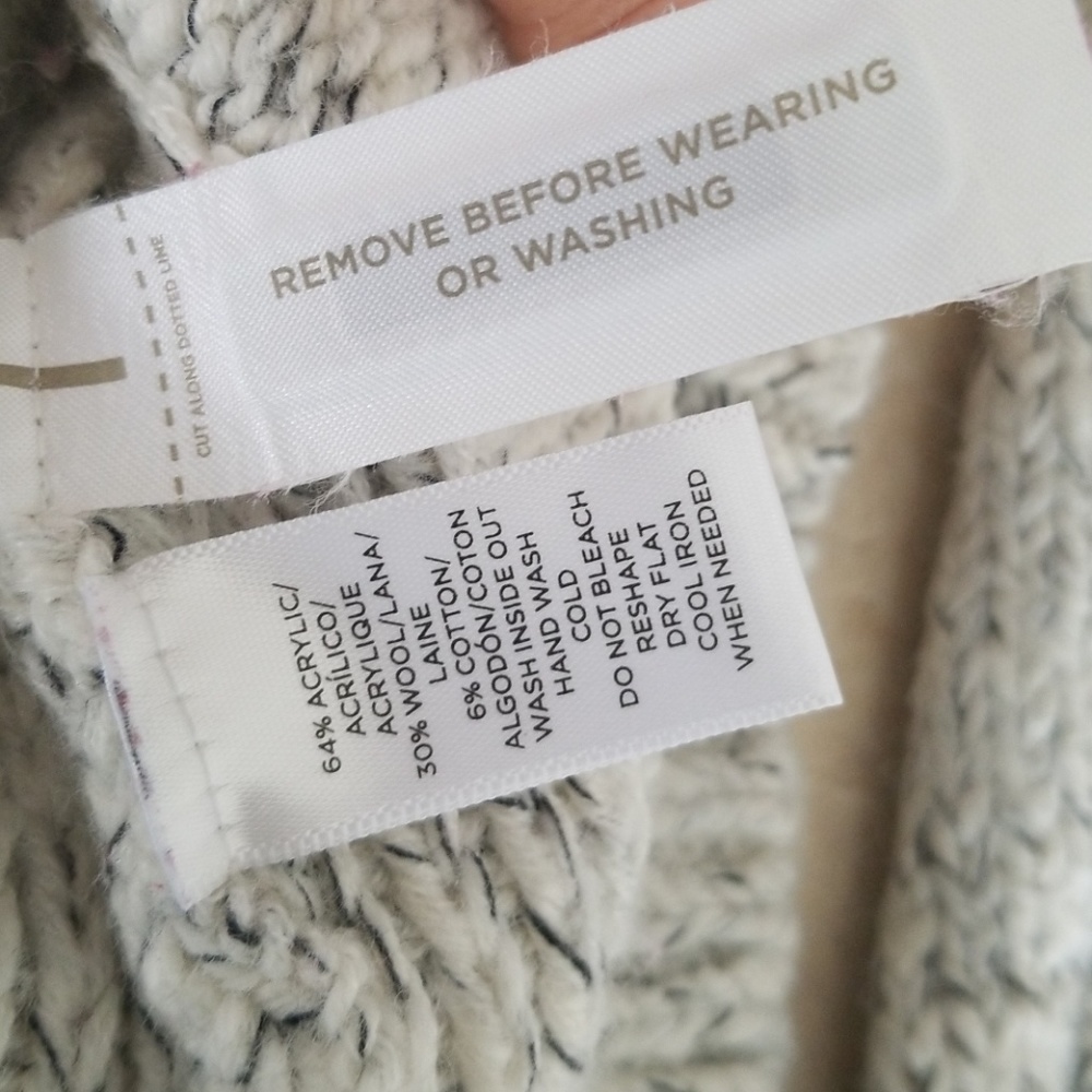 LOFT Snowflake Sweater - Picture 6 of 7
